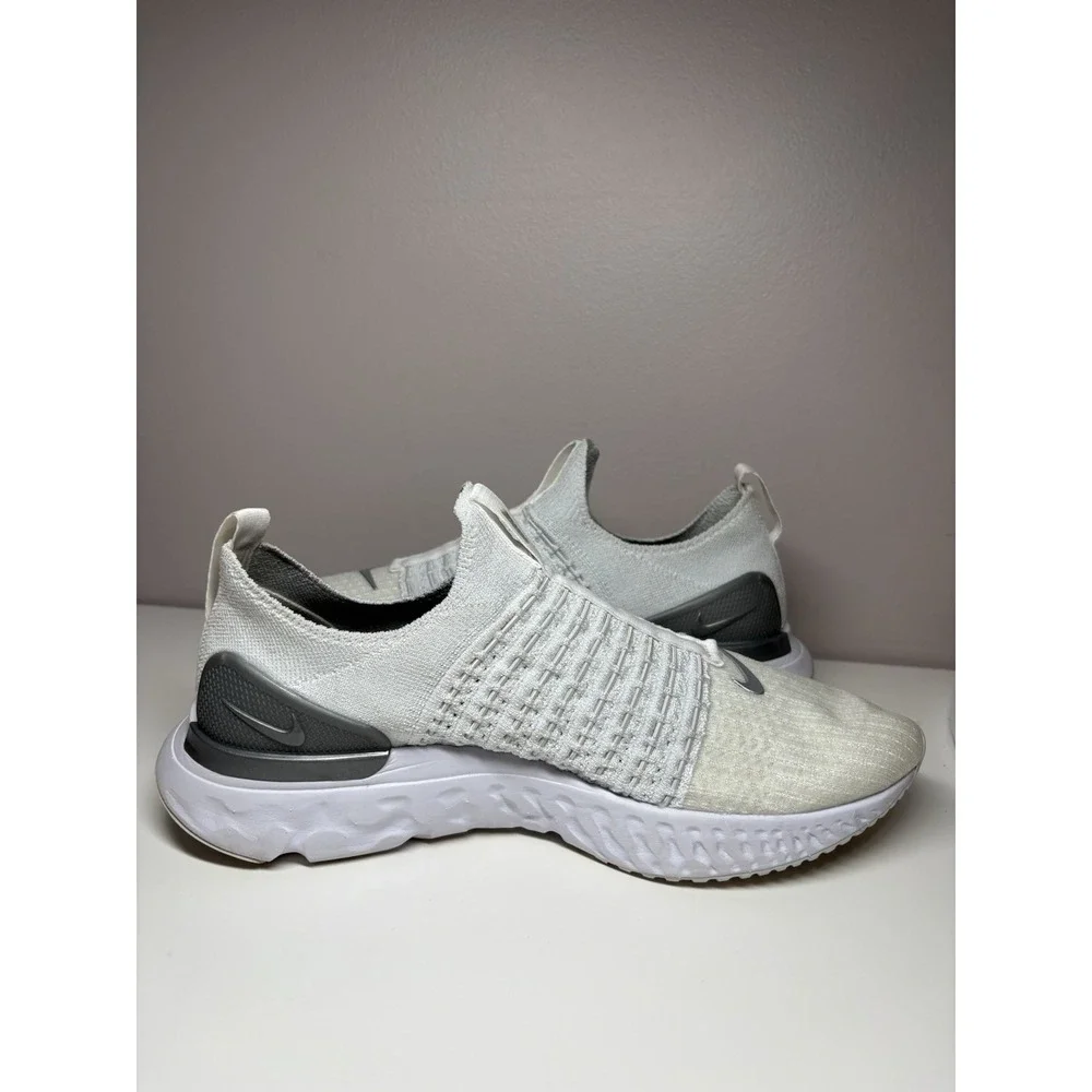 Nike React Phantom Run Flyknit 2 Women's Running Shoes Platinum White - Size 8.5